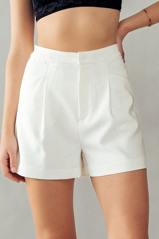 Trend: Notes Women's Shorts Closure Pleated