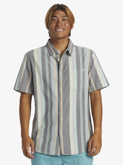 Quiksilver Short Sleeve Men's Woven Shirts